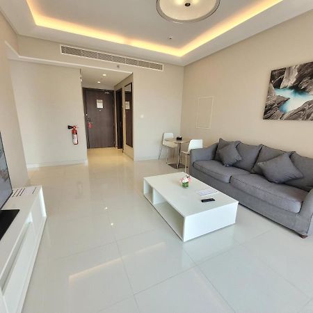 Sunday Luxury Downtown Adliya Formerly Jewel Hotel Manama Exterior photo