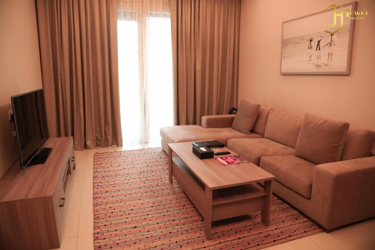 Sunday Luxury Downtown Adliya Formerly Jewel Hotel Manama Exterior photo